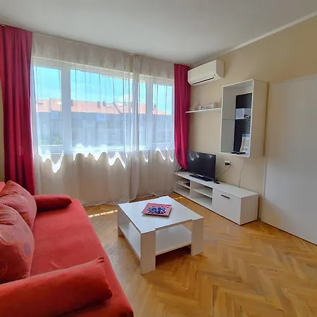 Apartment Mateo Medic *